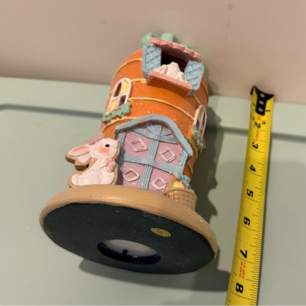 Charming Light-up Orange Carrot House with Bunnies- NWT - Picture 8 of 8